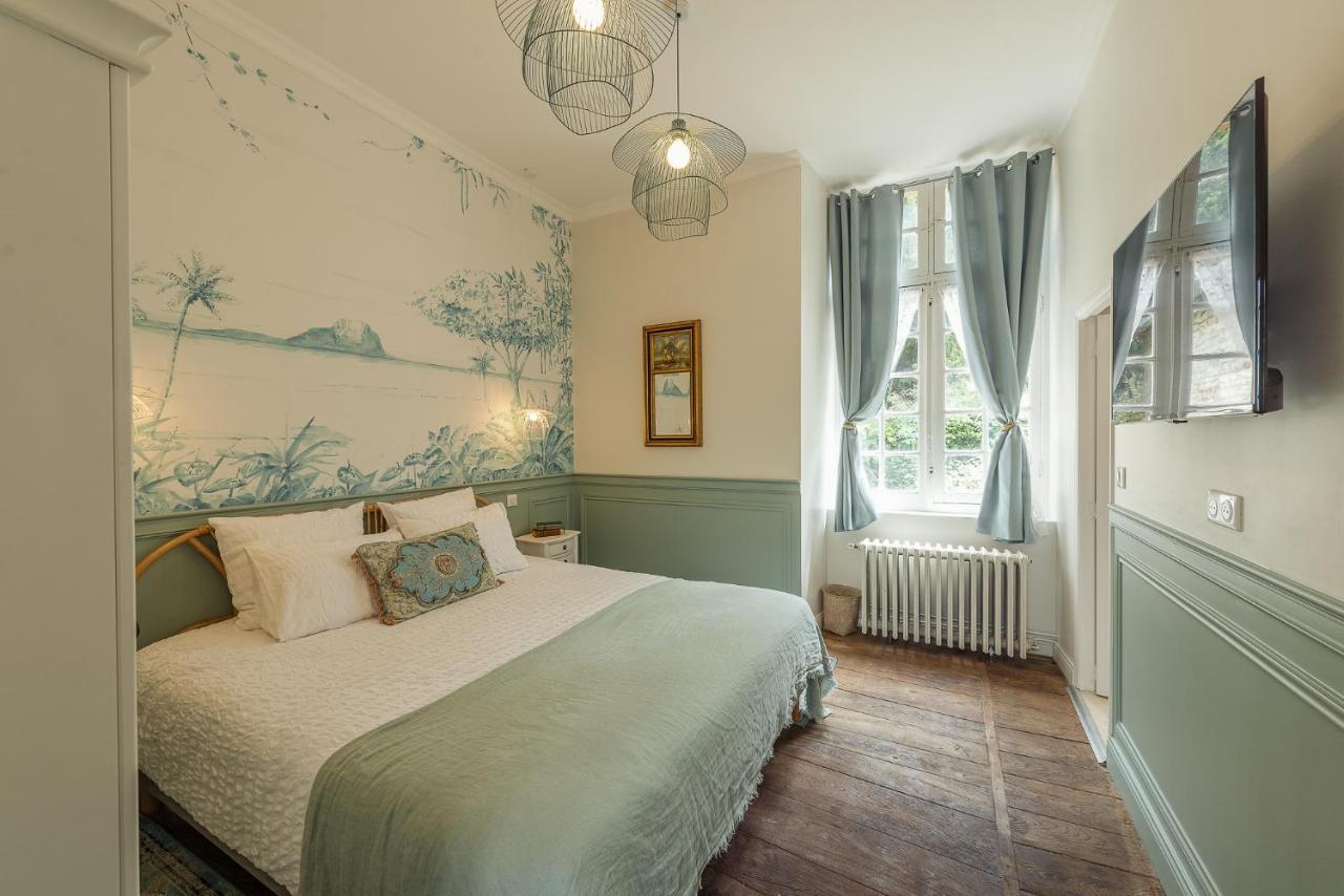 Manoir De Laroque Delprat Bed and Breakfast Autoire Eksteriør billede